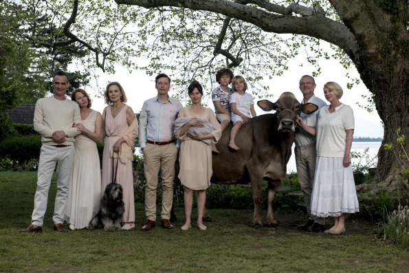 From left: Anatole Taubman, Birgit Minichmayr,  Marthe Keller, Jacob Matschenz, Agnieszka Grochowska, Bruno Rajski, Iwo Rajski, Cezary Pazura and Agata Rzeszewksa in MY WONDERFUL WANDA, a film by Bettina Oberli. Photo by Aliocha Merker.