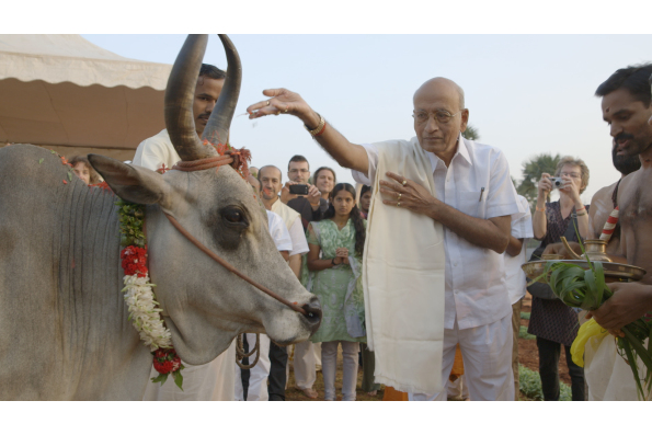 Dr. Vasant Lad in THE DOCTOR FROM INDIA. A film by Jeremy Frindel. A Zeitgeist Films release.